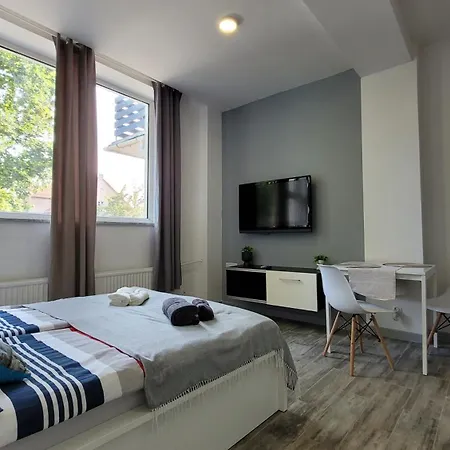 Apartament Centrum W Parku Przy Katedrze Nr 3 Kwidzyn Exterior photo